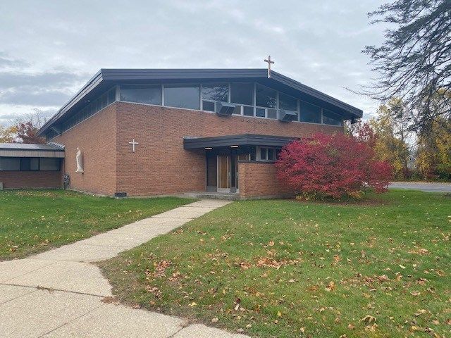 45 MacArthur Dr, Schenectady, NY 12302